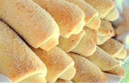 SPANISH BREAD スペイン風菓子パン